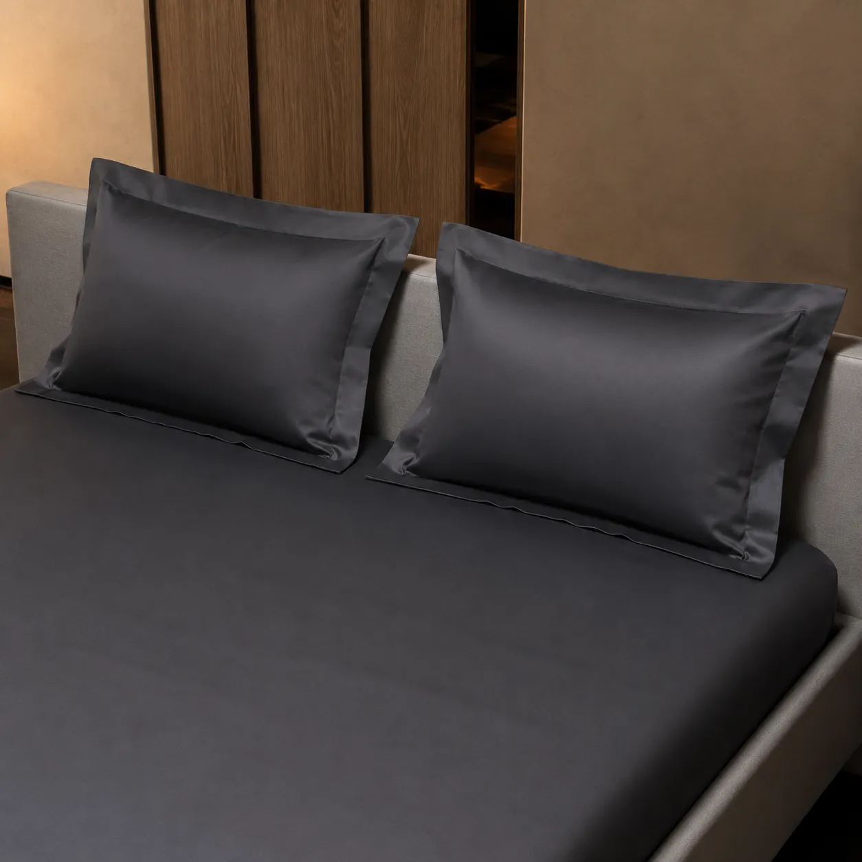 Charcoal Satin Elastic FittedKing size Bedsheet ( 400Tc) 4