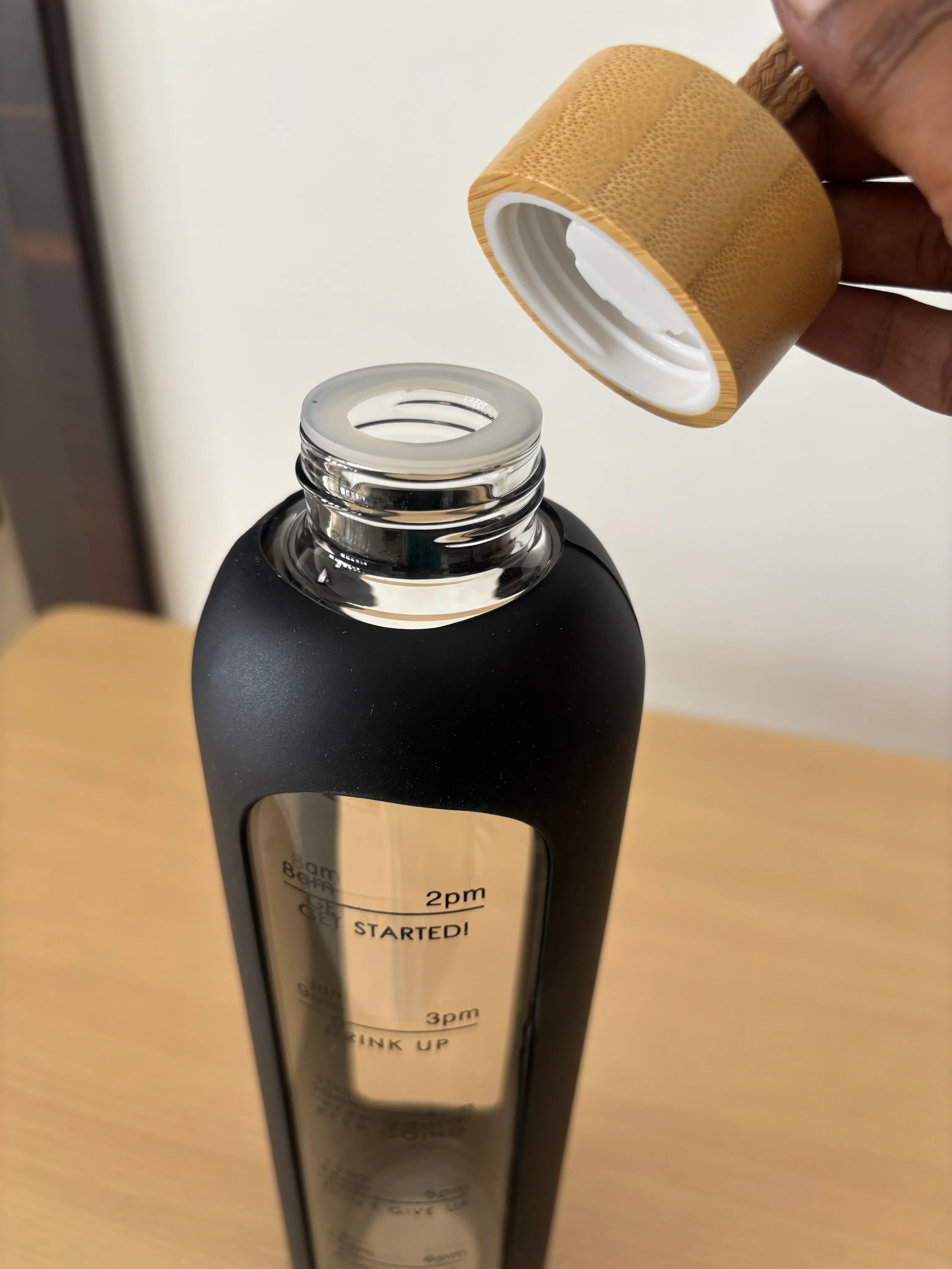 Time Mark Glass Bottle 1ltr 2