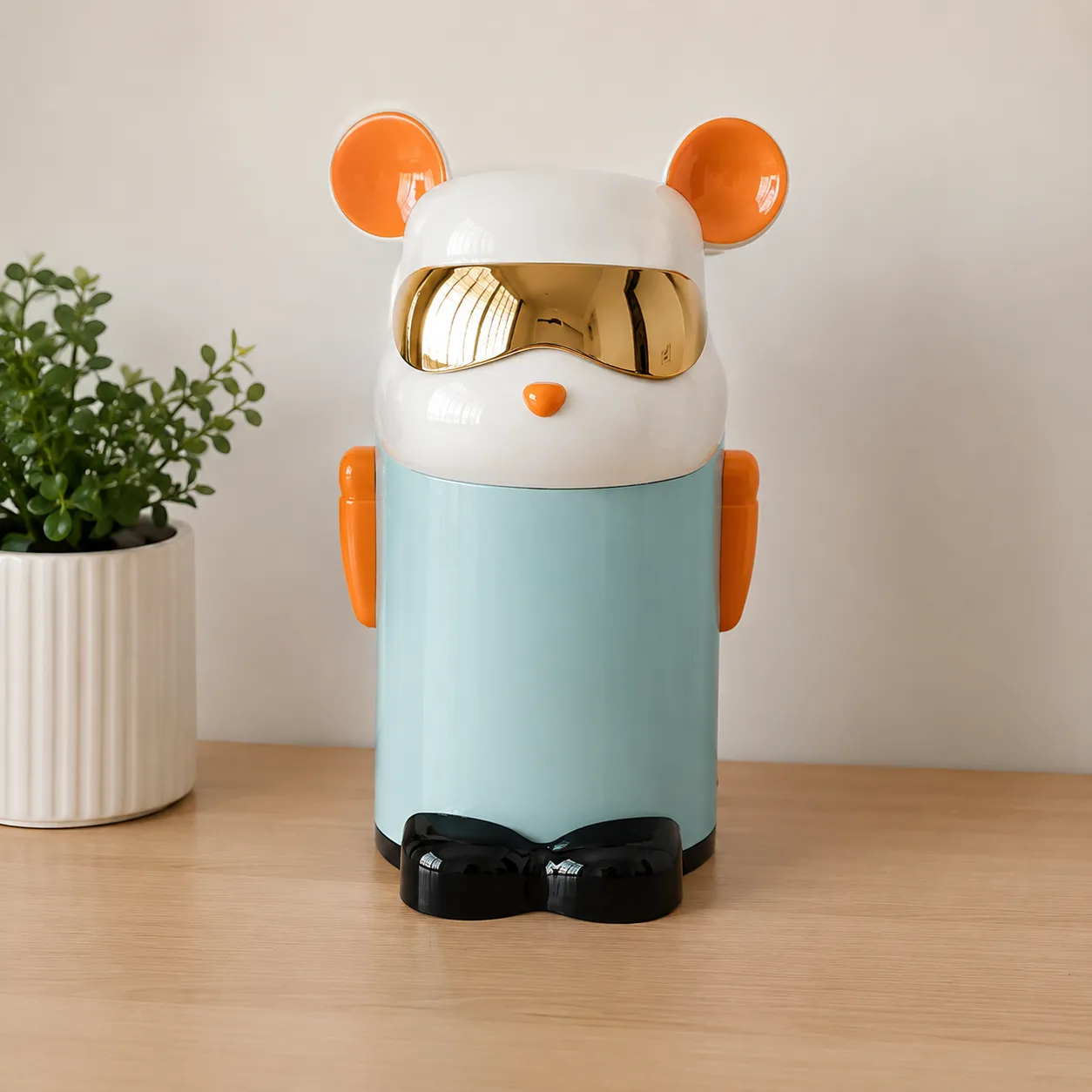 Cool Bear Trash Bin 2