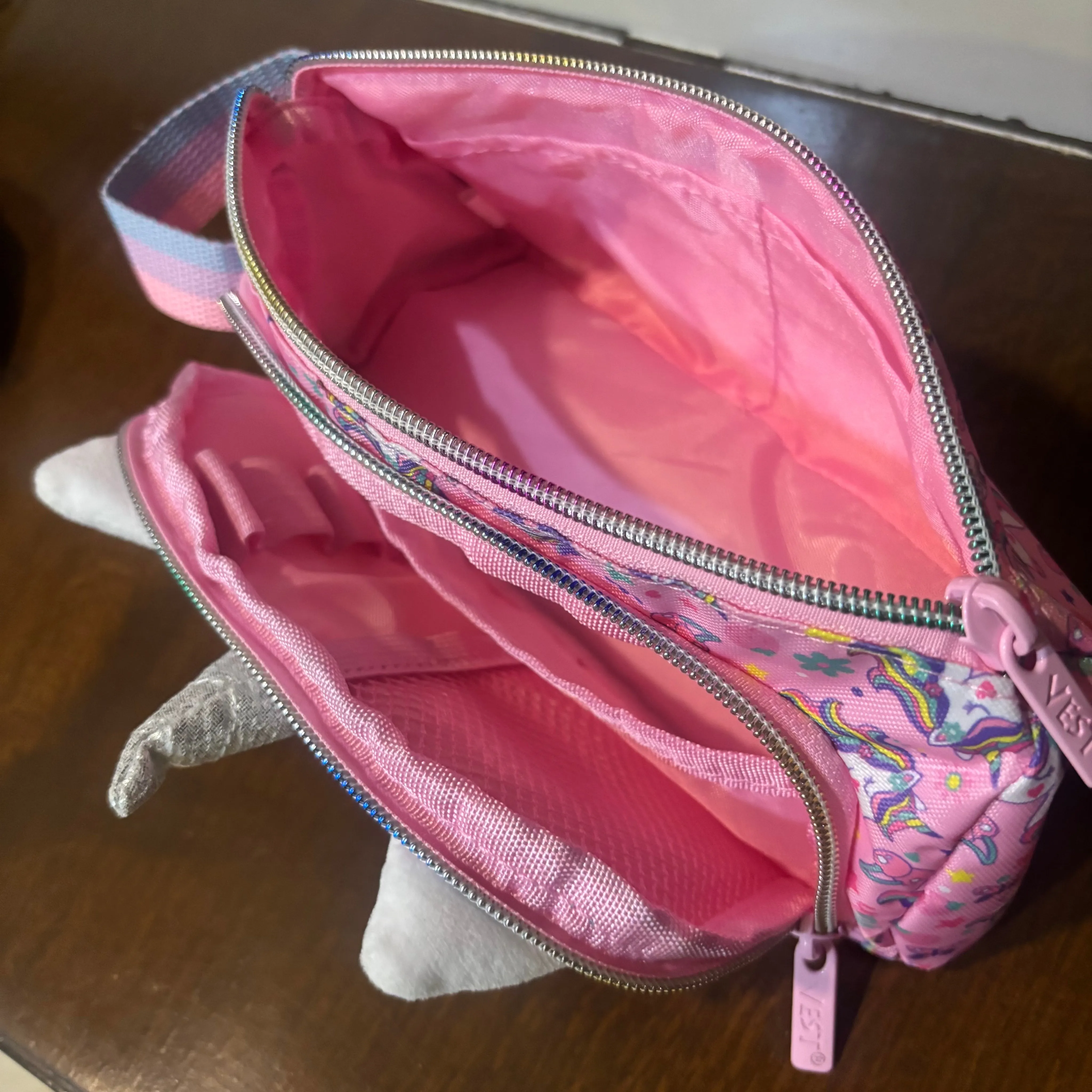 Pencil pouch with slots 4
